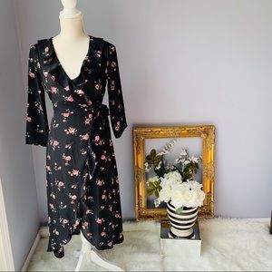 Forever 21 Floral dress, size M 💕